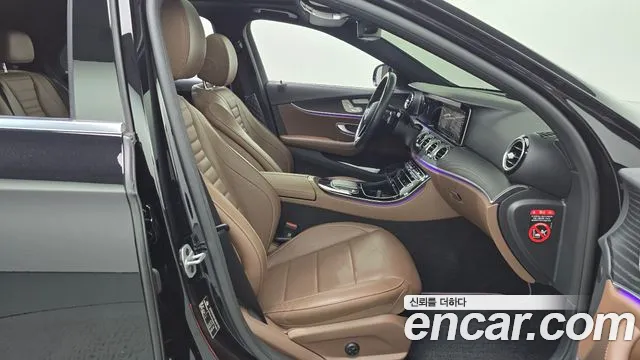 Mercedes-Benz E-Class W213 — Фото автомобиля 16
