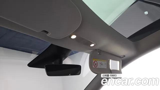 Tesla Model Y — Фото автомобиля 25