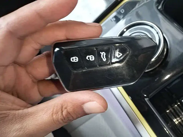 GAC Aion Y — Фото автомобиля 16