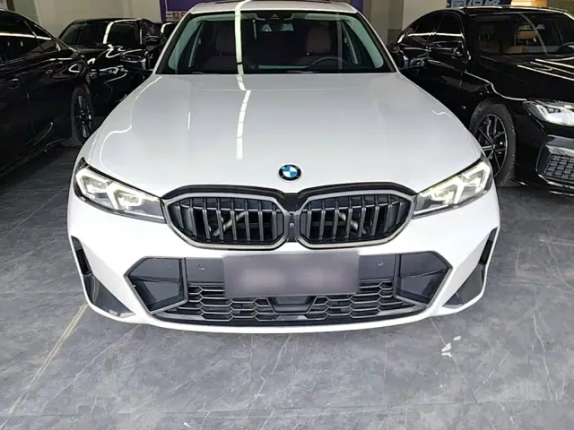 BMW 3 Series — Фото автомобиля 2