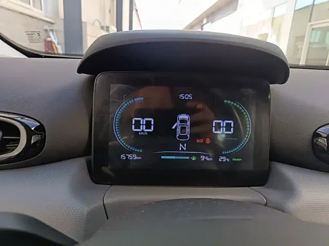 Leapmotor T03 — Фото автомобиля 11