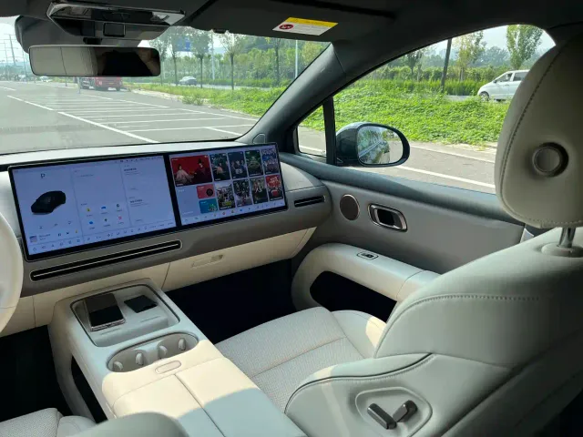 Li Auto i6 — Фото автомобиля 11
