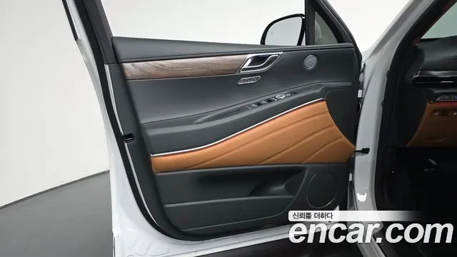Genesis GV80 2.5T Бензин AWD — Фото автомобиля 17