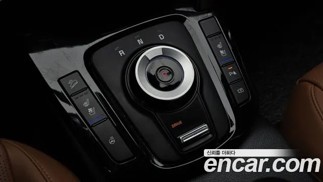Kia Seltos New — Фото автомобиля 12