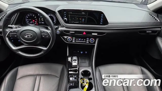 Hyundai Sonata — Фото автомобиля 10