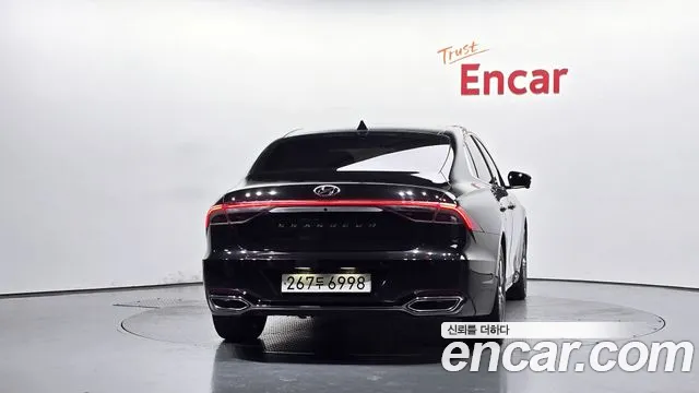Hyundai Grandeur Новый Grandeur IG 3.0 LPi (Для проката) — Фото автомобиля 4