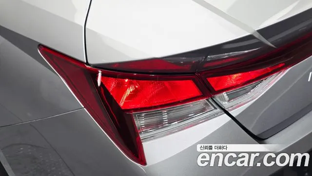 Hyundai AVANTE Новый Avante (CN7) — Фото автомобиля 23