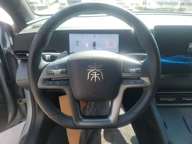BYD Qin L — Фото автомобиля 10