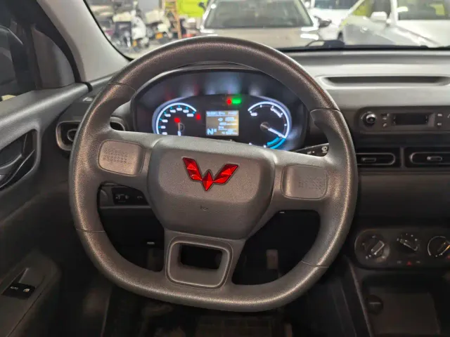 Wuling Hongguang — Фото автомобиля 8