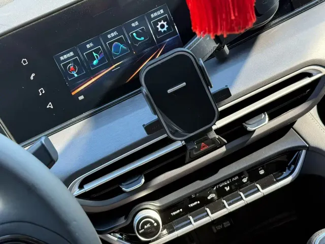 Changan Eado — Фото автомобиля 16
