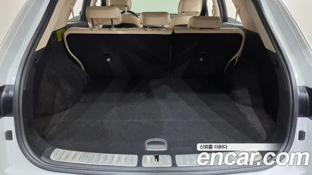 Genesis GV70 — Фото автомобиля 24