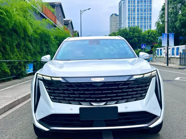 Geely Boyue L — Фото автомобиля 2