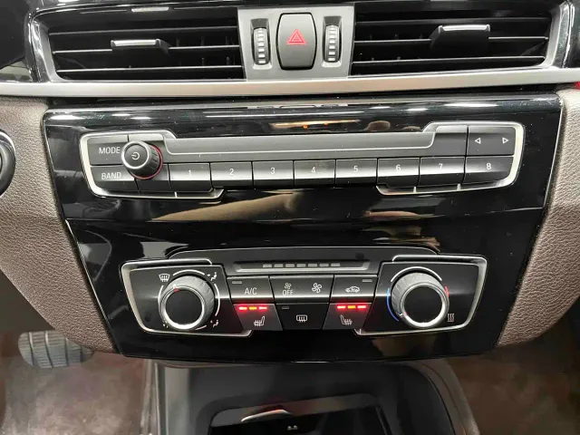 BMW X1 — Фото автомобиля 12