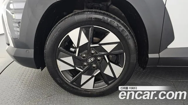 Hyundai Kona SX2 — Фото автомобиля 4
