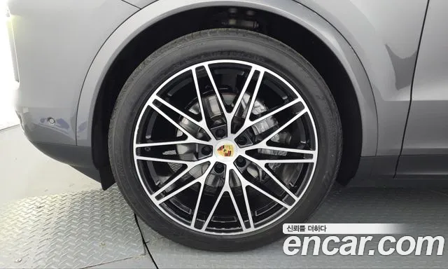 Porsche Cayenne PO536 — Фото автомобиля 5