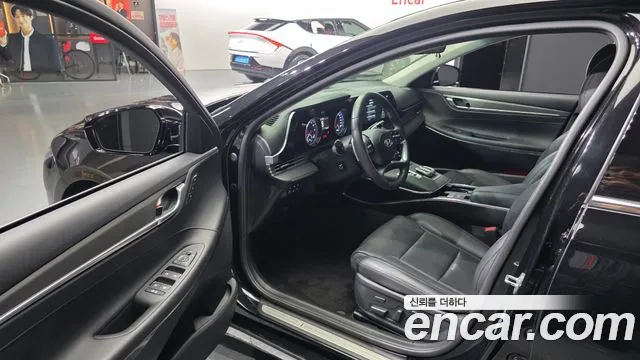 Hyundai Grandeur Новый Grandeur IG — Фото автомобиля 10