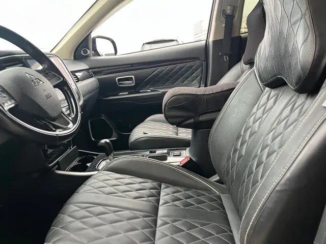 Mitsubishi Outlander — Фото автомобиля 17