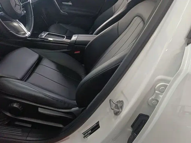 Mercedes-Benz A-Class — Фото автомобиля 14