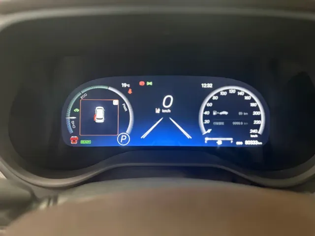 Toyota Sienna — Фото автомобиля 10