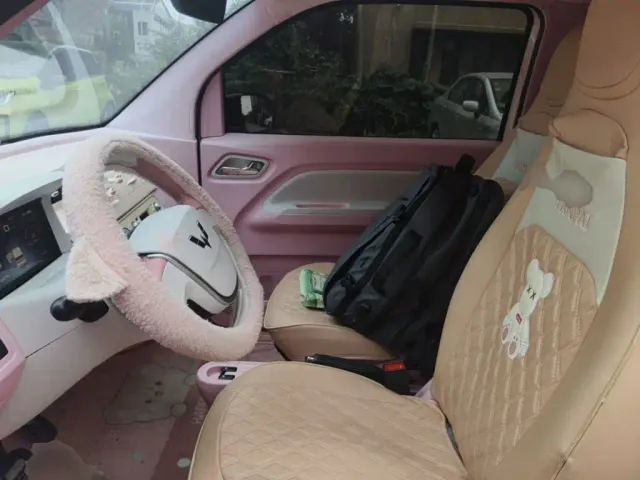 Wuling Hongguang Mini EV — Фото автомобиля 11