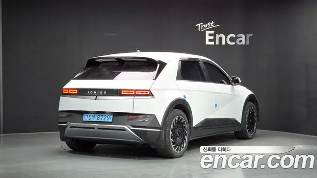 Hyundai Ioniq 5 — Фото автомобиля 2
