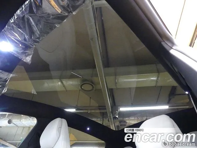 Tesla Model Y — Фото автомобиля 18