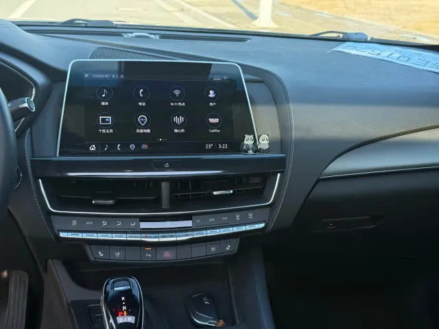 Cadillac CT5 — Фото автомобиля 11