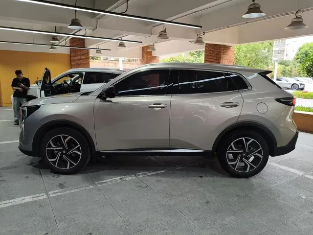 Changan CS55 Plus — Фото автомобиля 2