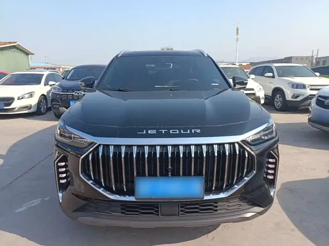 Jetour X70 Plus — Фото автомобиля 2