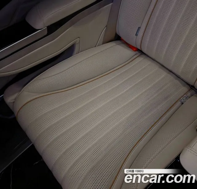 Kia Carnival — Фото автомобиля 11
