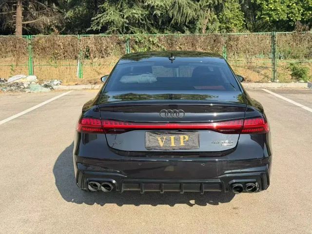 Audi A7L — Фото автомобиля 5