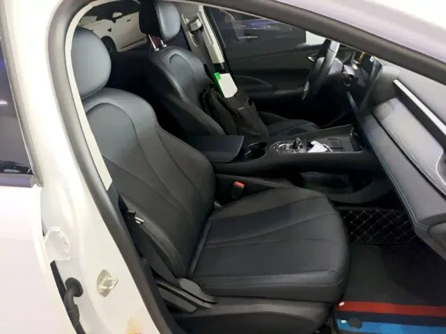 BYD Seal 05 DM-i — Фото автомобиля 24