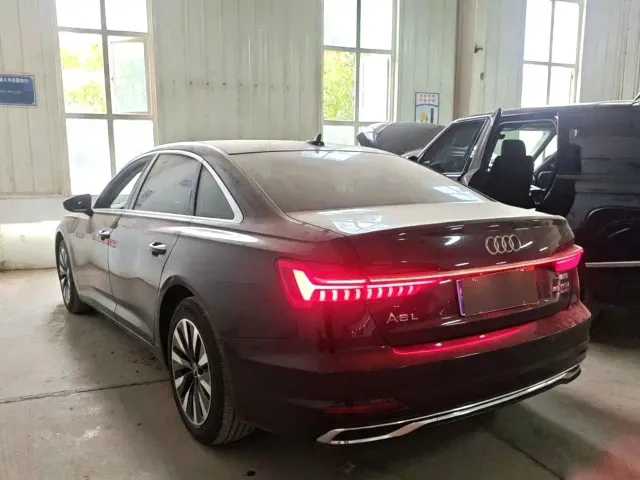 Audi A6L — Фото автомобиля 5