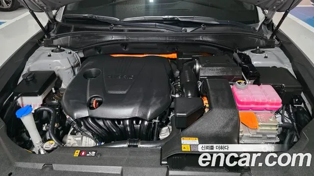 Hyundai Grandeur (New) Hybrid — Фото автомобиля 19