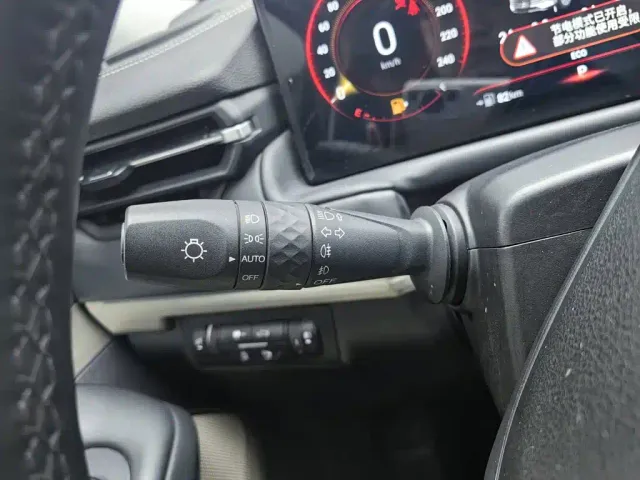 Exeed Exeed Lingyun 2021 290T 2WD Star Glory Edition — Фото автомобиля 21