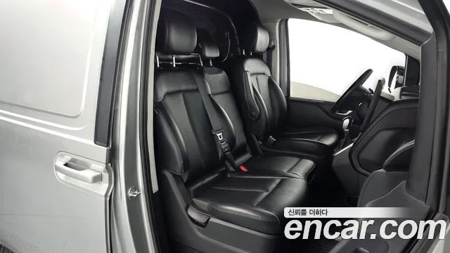 Hyundai Staria Staria Карго 3 места — Фото автомобиля 12