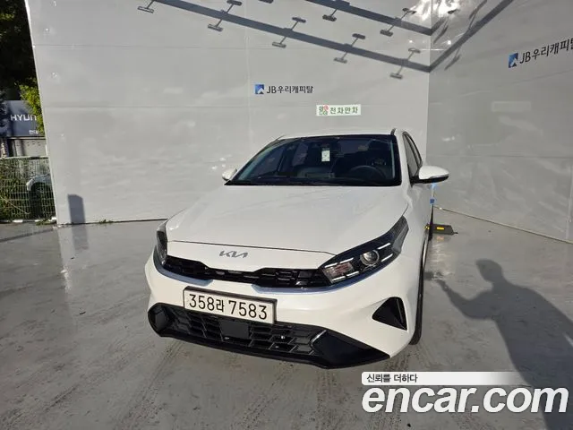 Фотография автомобиля — Kia K3