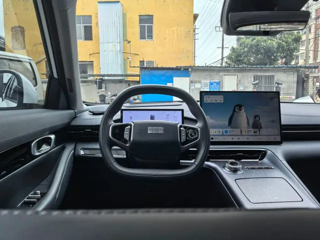Geely Galaxy E5 — Фото автомобиля 9