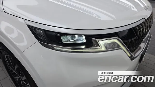Kia Canival Carnival 4 поколение Бензин 9 мест Prestige — Фото автомобиля 22