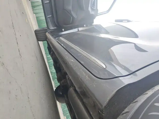 Roewe iMAX8 — Фото автомобиля 21