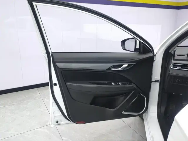 Geely Emgrand 2021 UP 1.5L Manual Comfort — Фото автомобиля 7