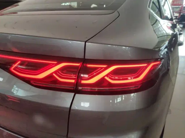 BYD Qin L — Фото автомобиля 7