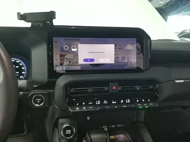 Toyota Prado — Фото автомобиля 12