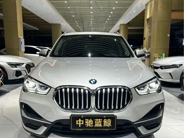 BMW X1 — Фото автомобиля 2