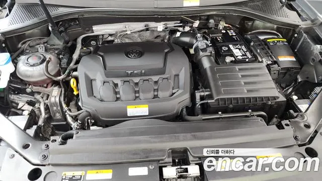 Volkswagen Tiguan — Фото автомобиля 6