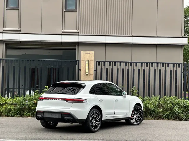 Porsche Macan — Фото автомобиля 4