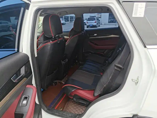 Jetour X70 — Фото автомобиля 16