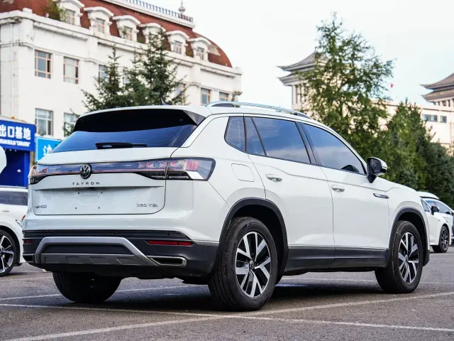Volkswagen Tayron — Фото автомобиля 4
