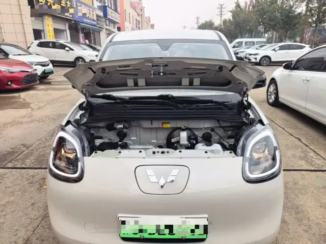 Wuling Hongguang Mini EV — Фото автомобиля 19