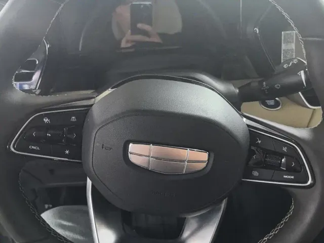 Geely Xingyue L — Фото автомобиля 7